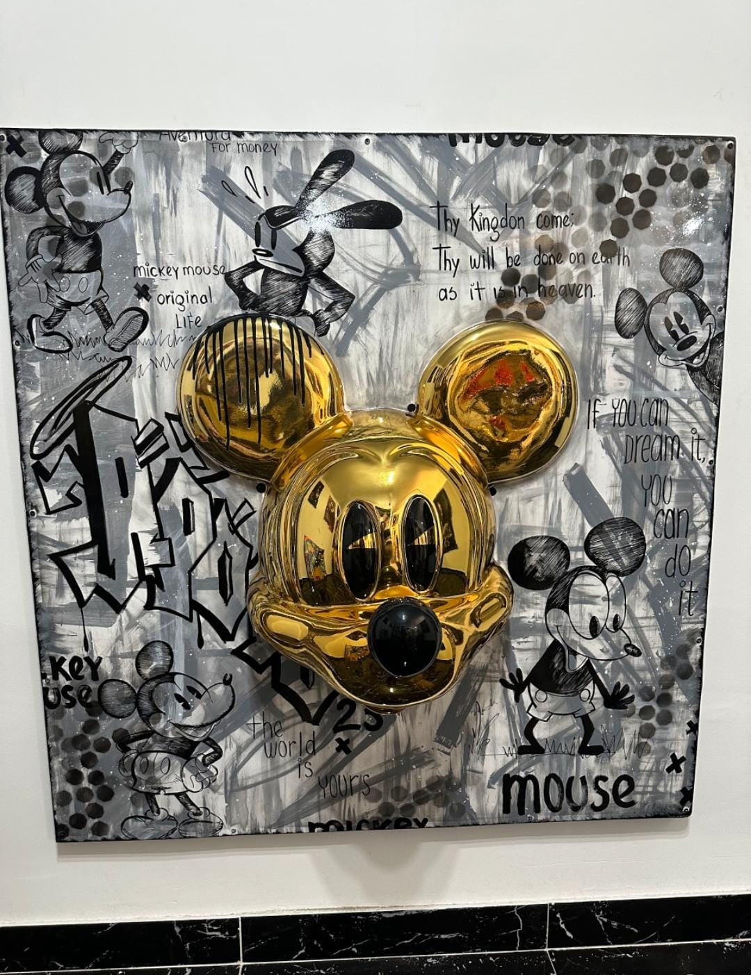 MICKEY'S GOLDEN GLORY: A 3D MASTERPIECE